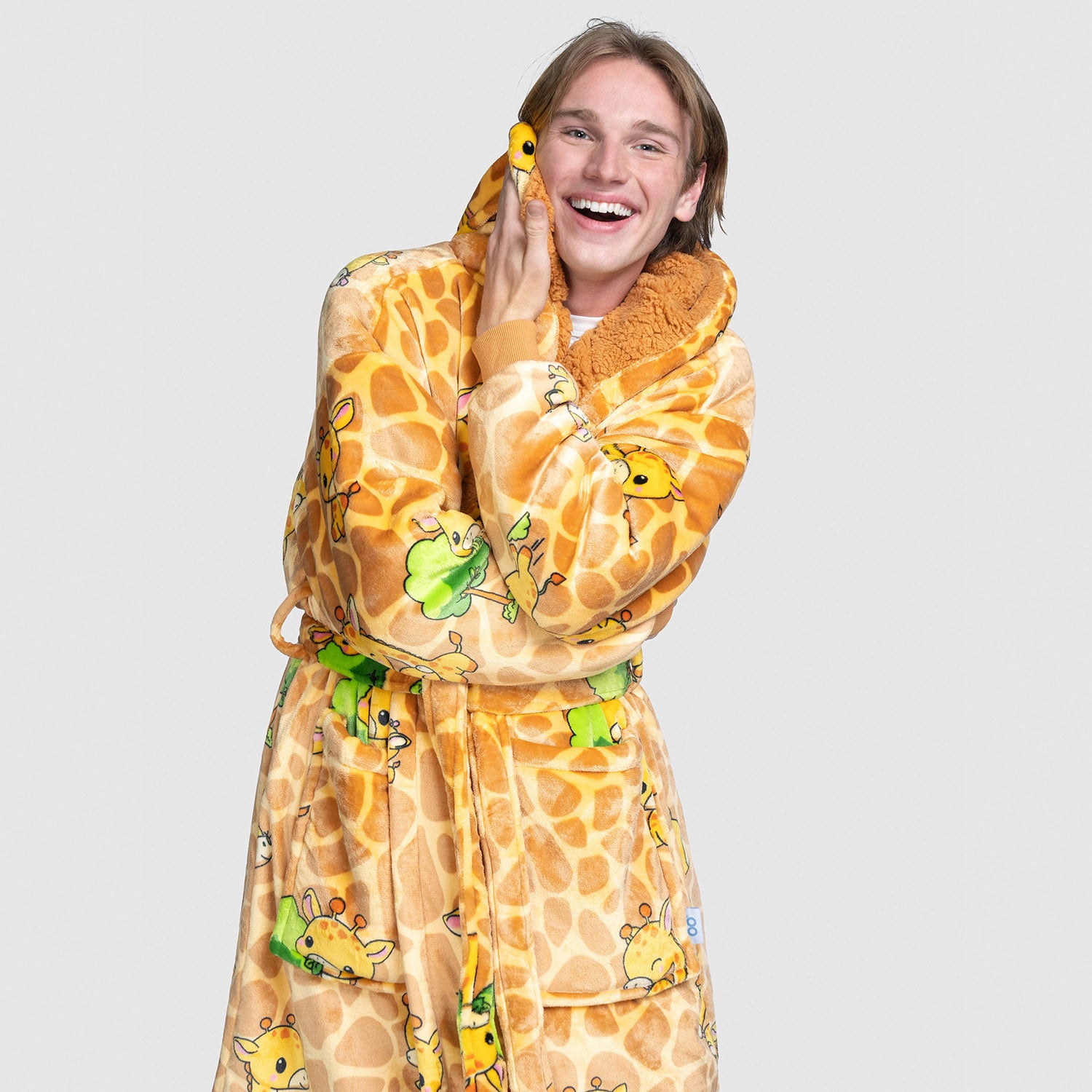 Giraffe Sherpa Robe – The Oodie Canada