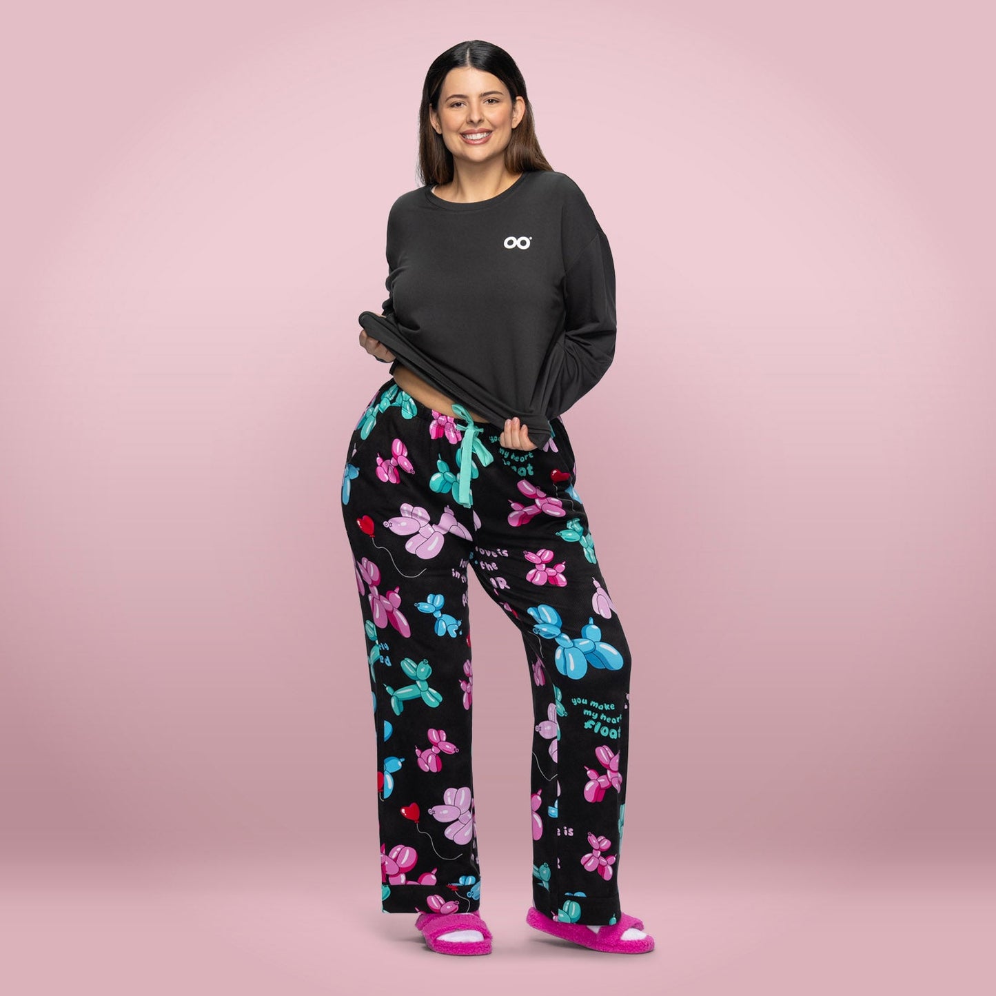 size: Serena is 5’11” wearing a size XL