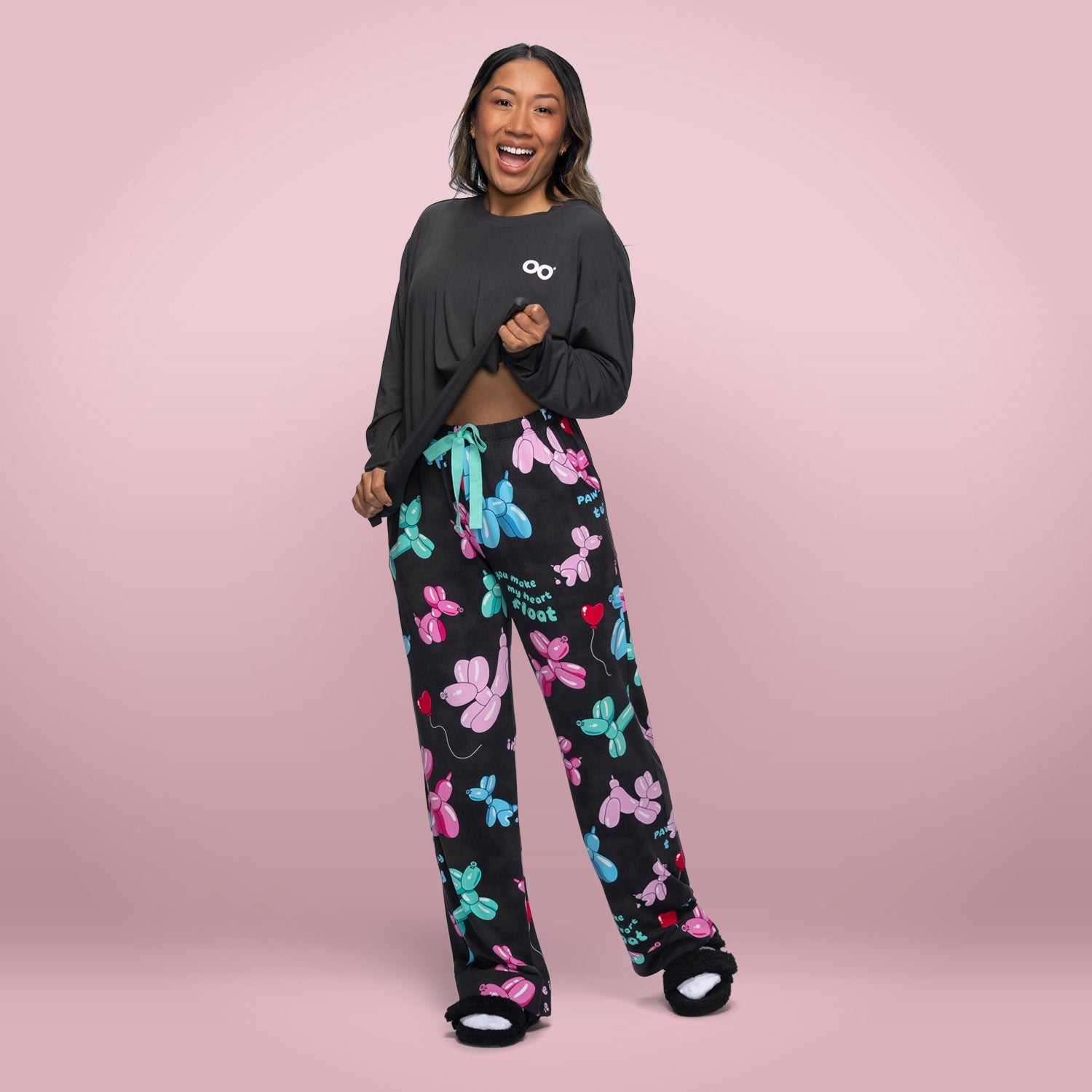 size: Sonya is 5’3” wearing a size S/M