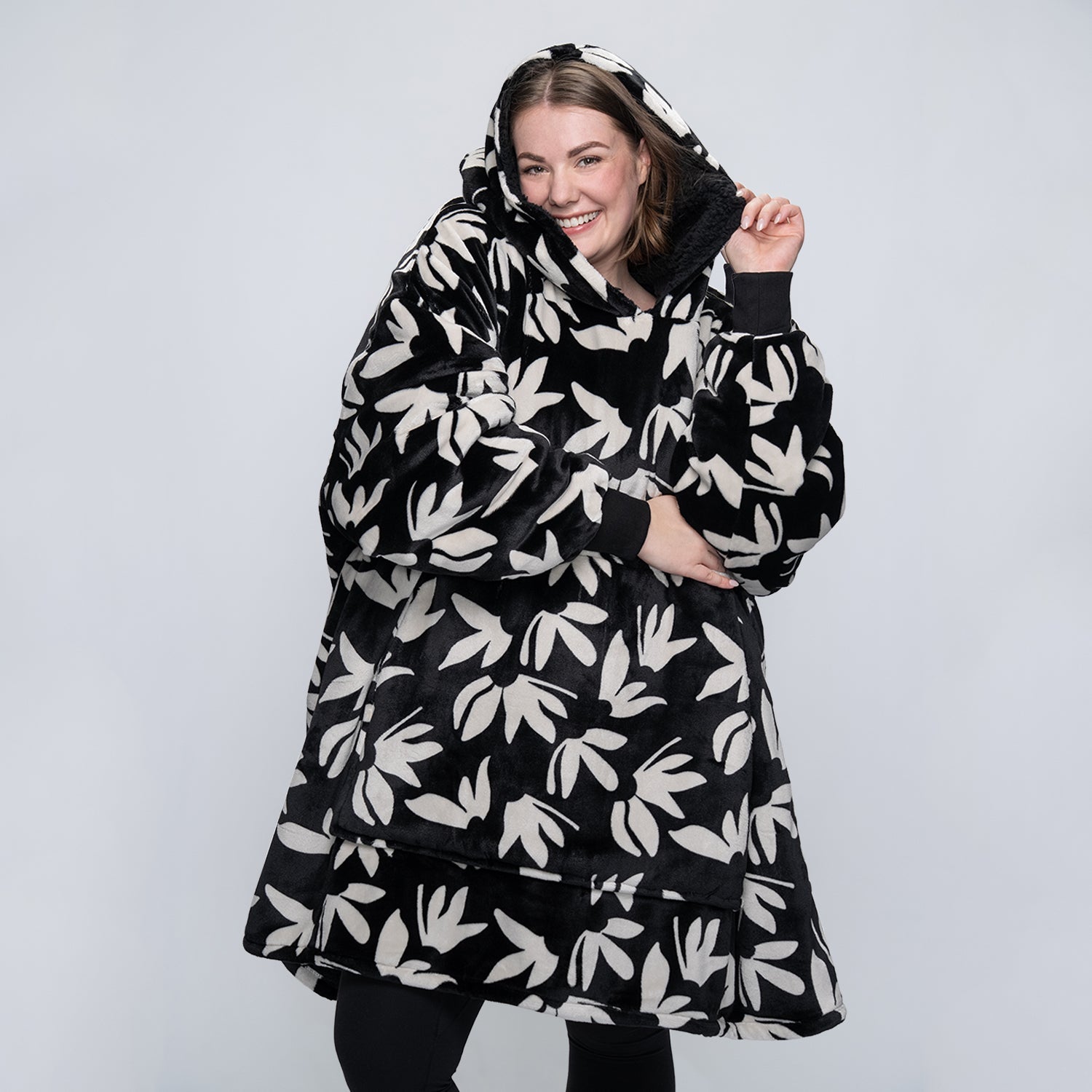 size: Tayla is 5’7” wearing a size OOD