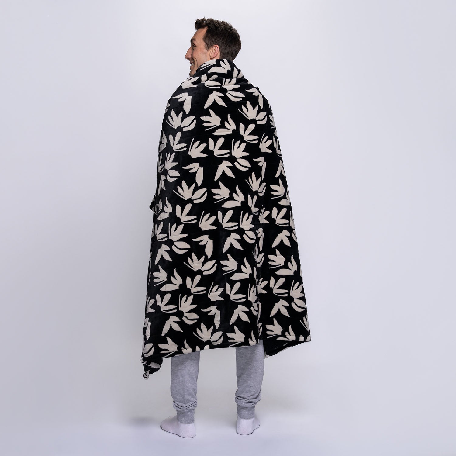 Black Floral Sherpa Blanket – The Oodie Canada