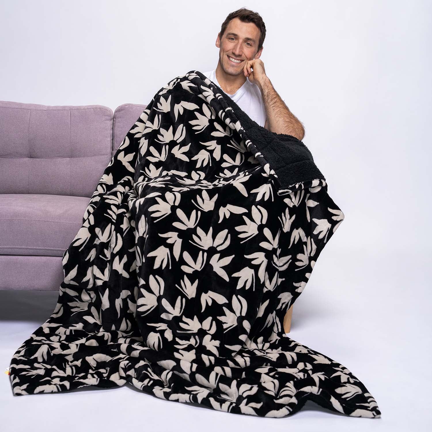 Black Floral Sherpa Blanket – The Oodie Canada