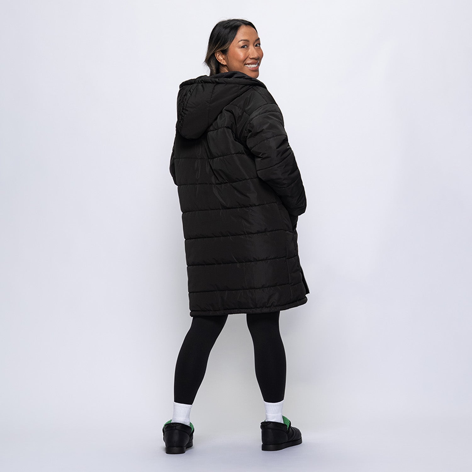 Black Zip Long Puffer Jacket – The Oodie Canada