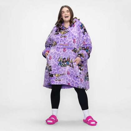 size: Claudia is 5'8