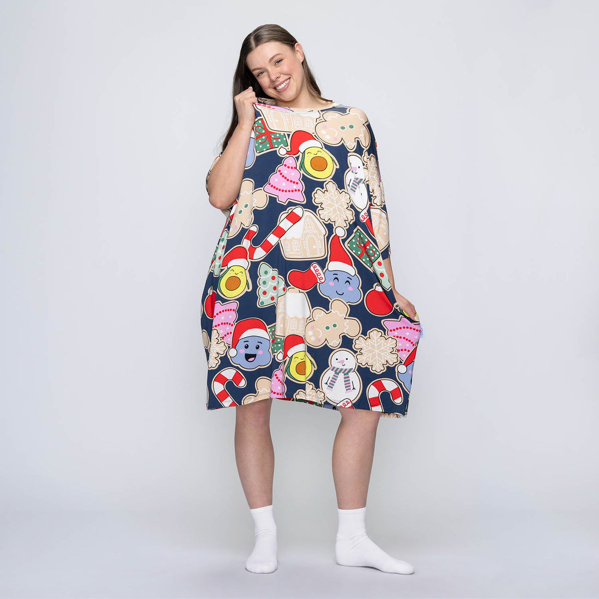 size: Mackenzie is 5’7” wearing a size OSFM