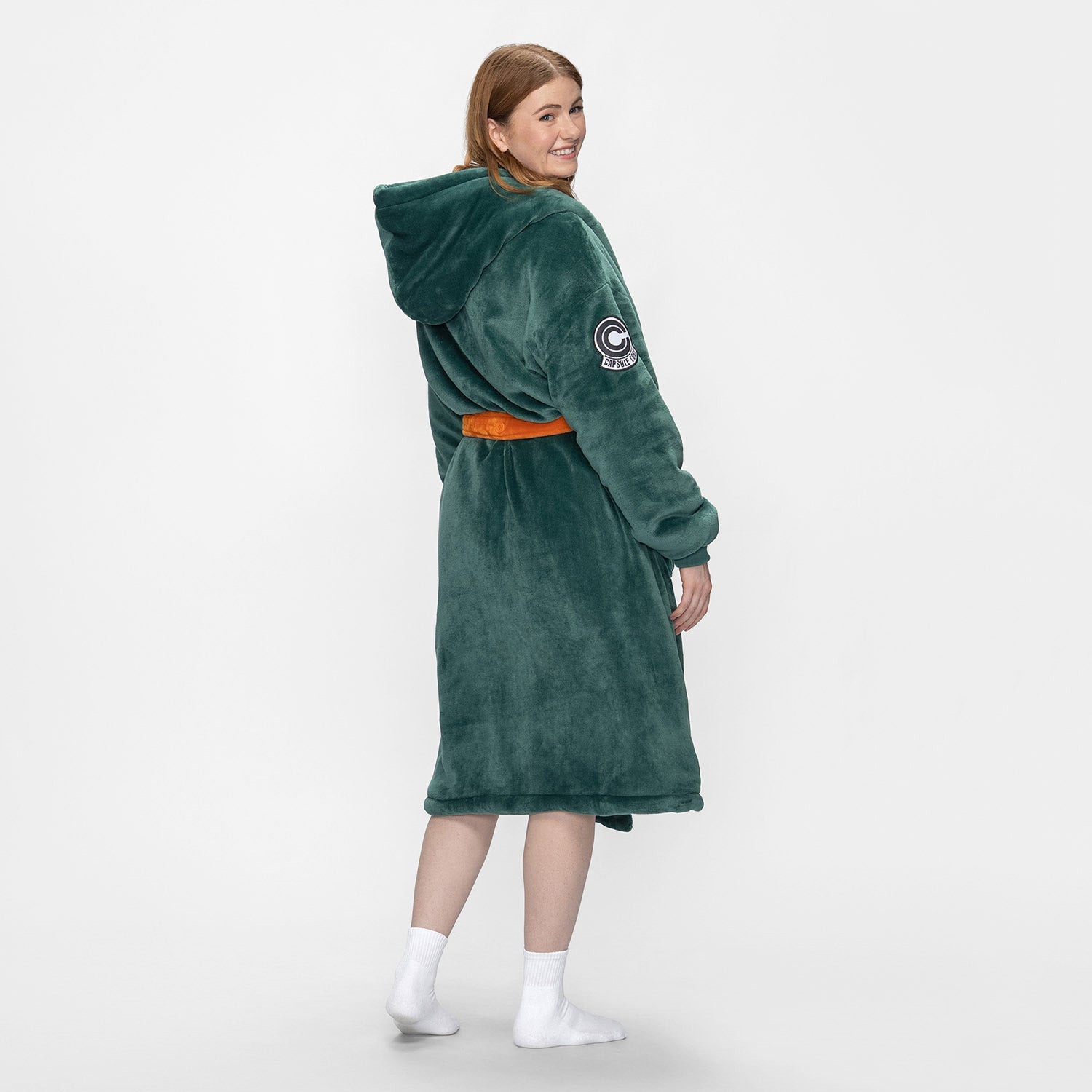 size: Claire is 5'8" wearing a size S/M