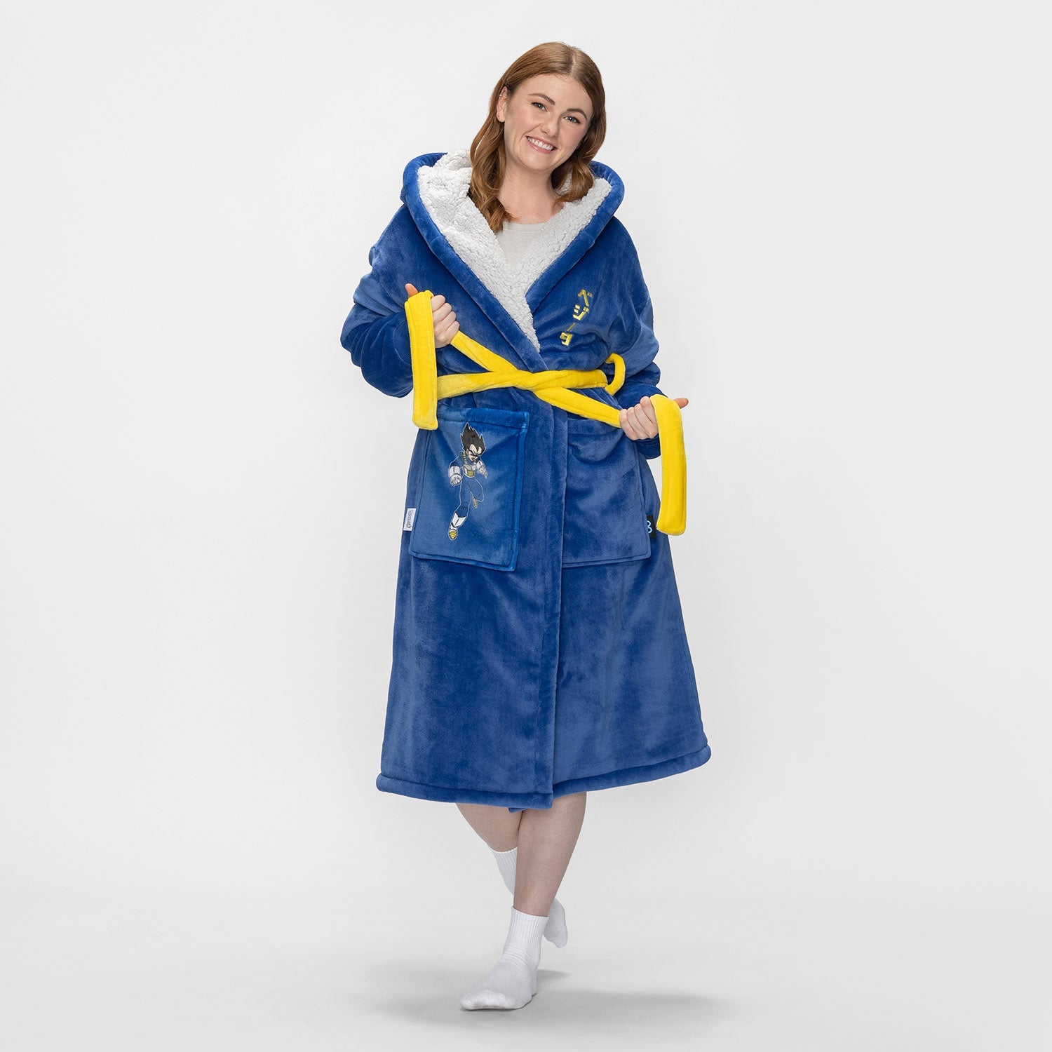 size: Claire is 5'8" wearing a size S/M