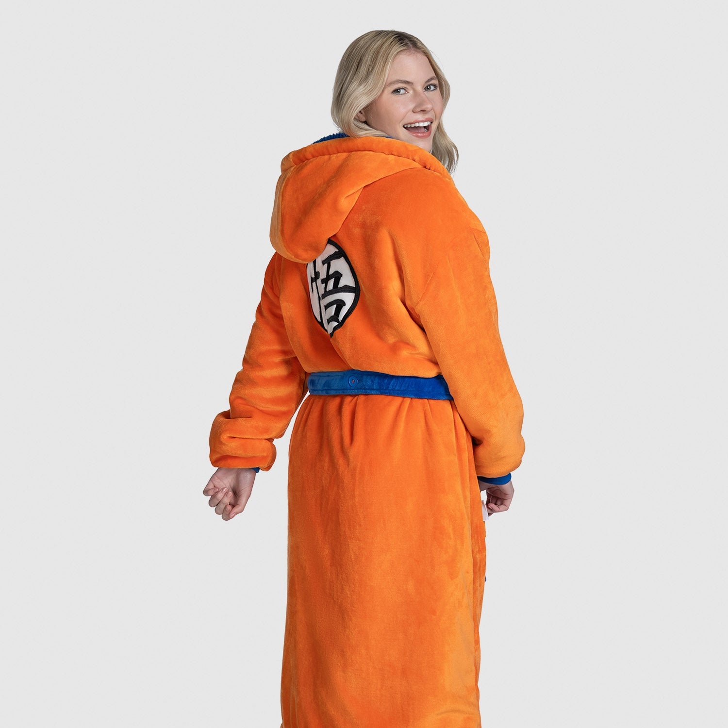 size: Jess is 5’8” wearing a size OOD