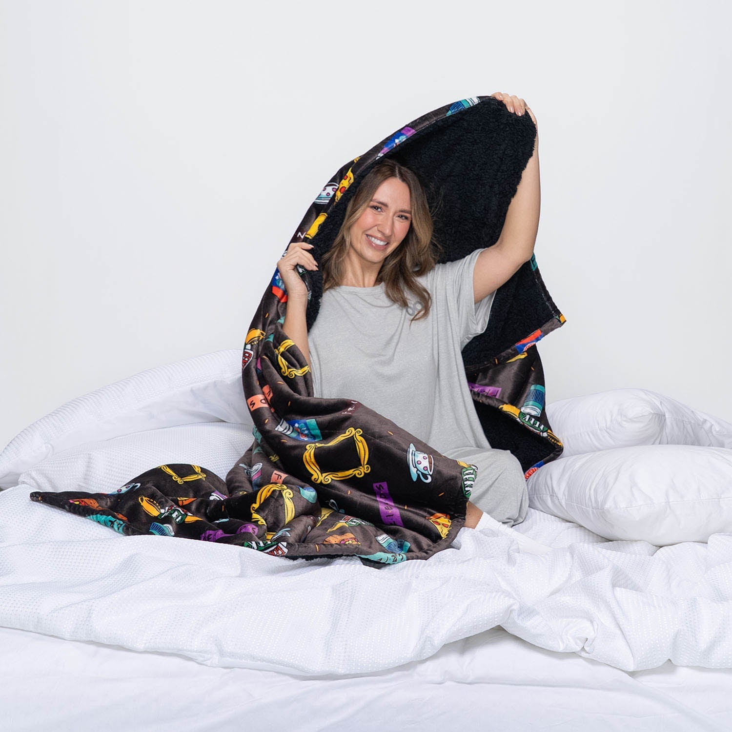 “Etrarium Symbol” Blanket FriendsIcon_Blanket_HLB61FRI-