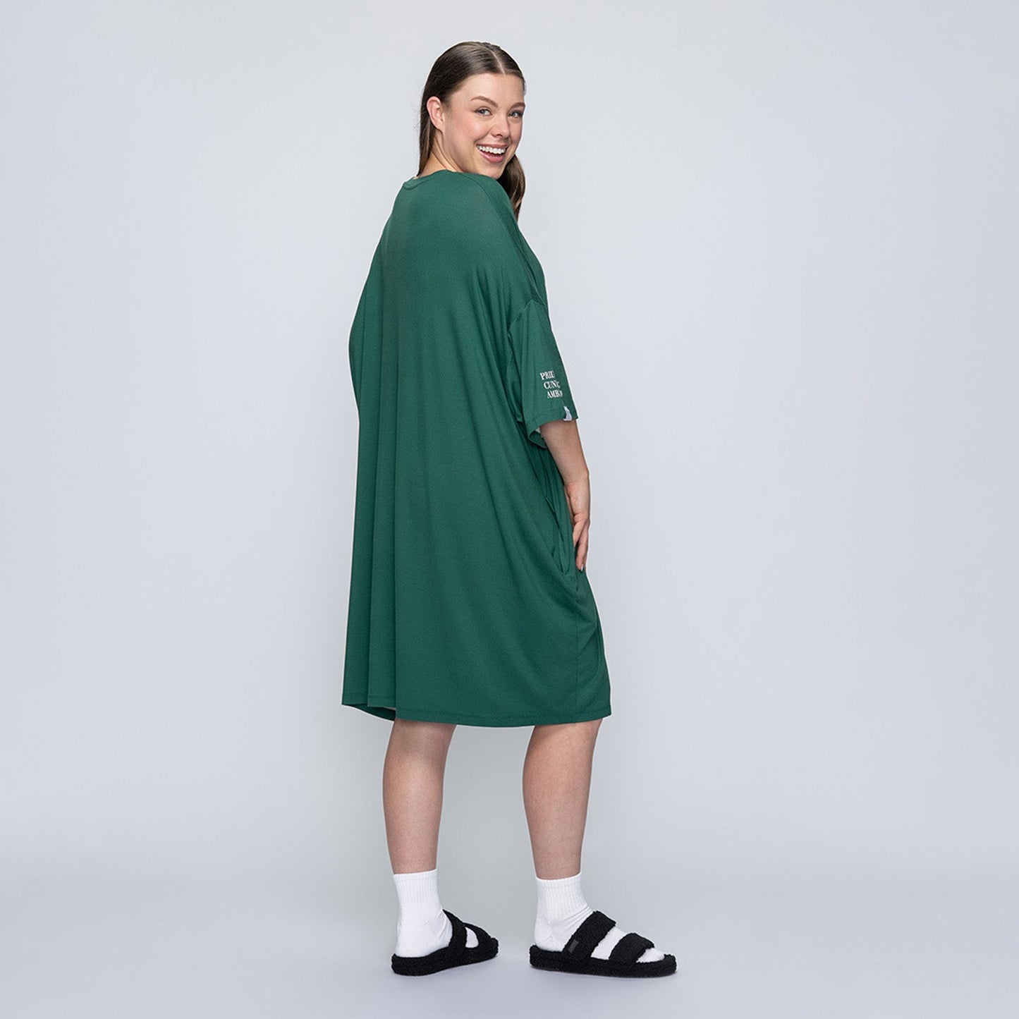 size: Mackenzie is 170cm wearing a size S/XL