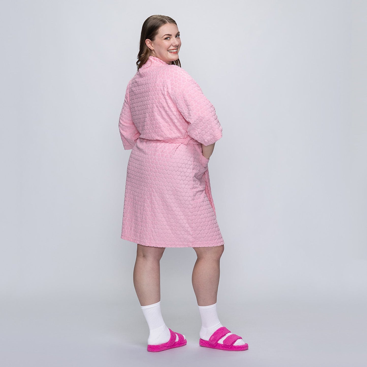 size: Tayla is 5’7” wearing a size  L/XL