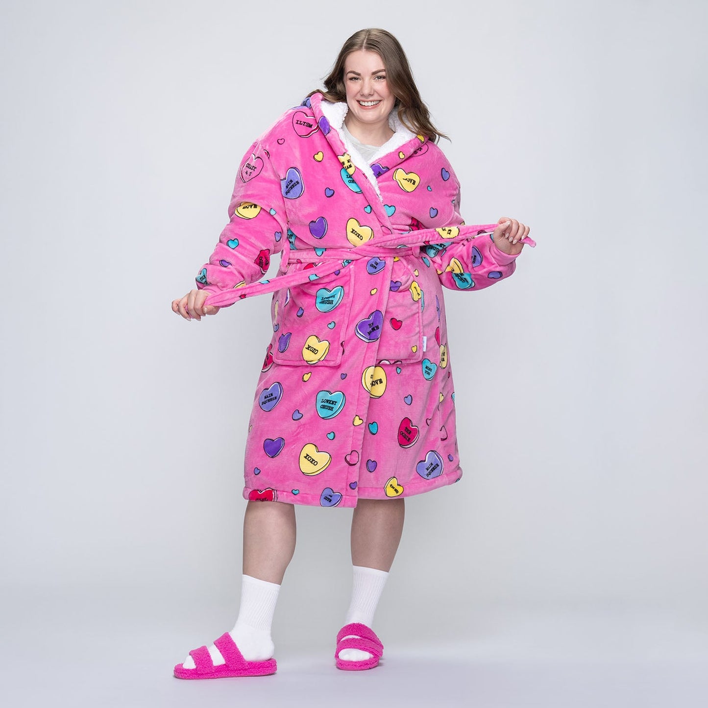 size: Tayla is 5’7” wearing a size  L/XL