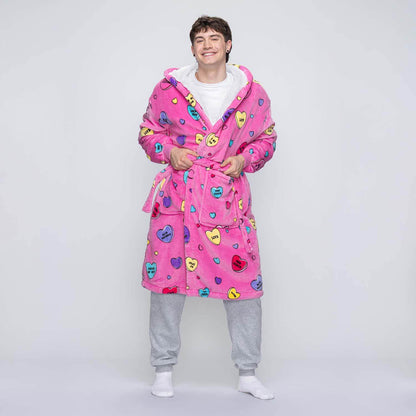 size: Connor is 6'0" wearing a size  L/XL
