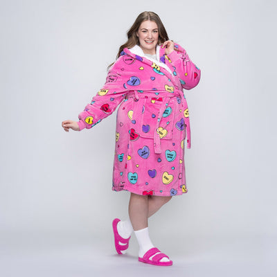 size: Tayla is 5’7” wearing a size  L/XL