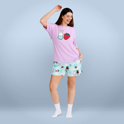 size: Serena is 5’11” wearing a size L/XL