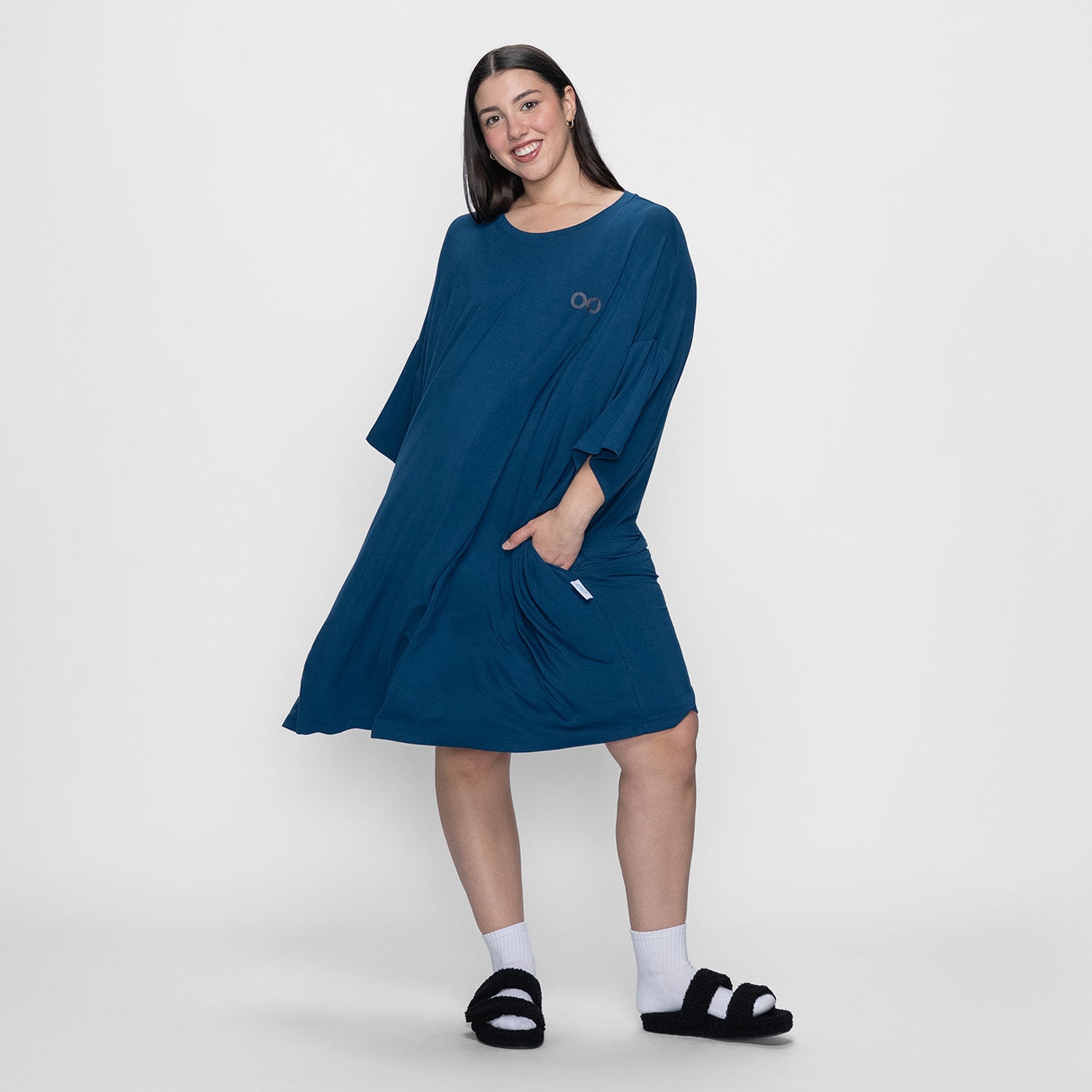 size: Sharnaya is 5′4” wearing a size OSFM