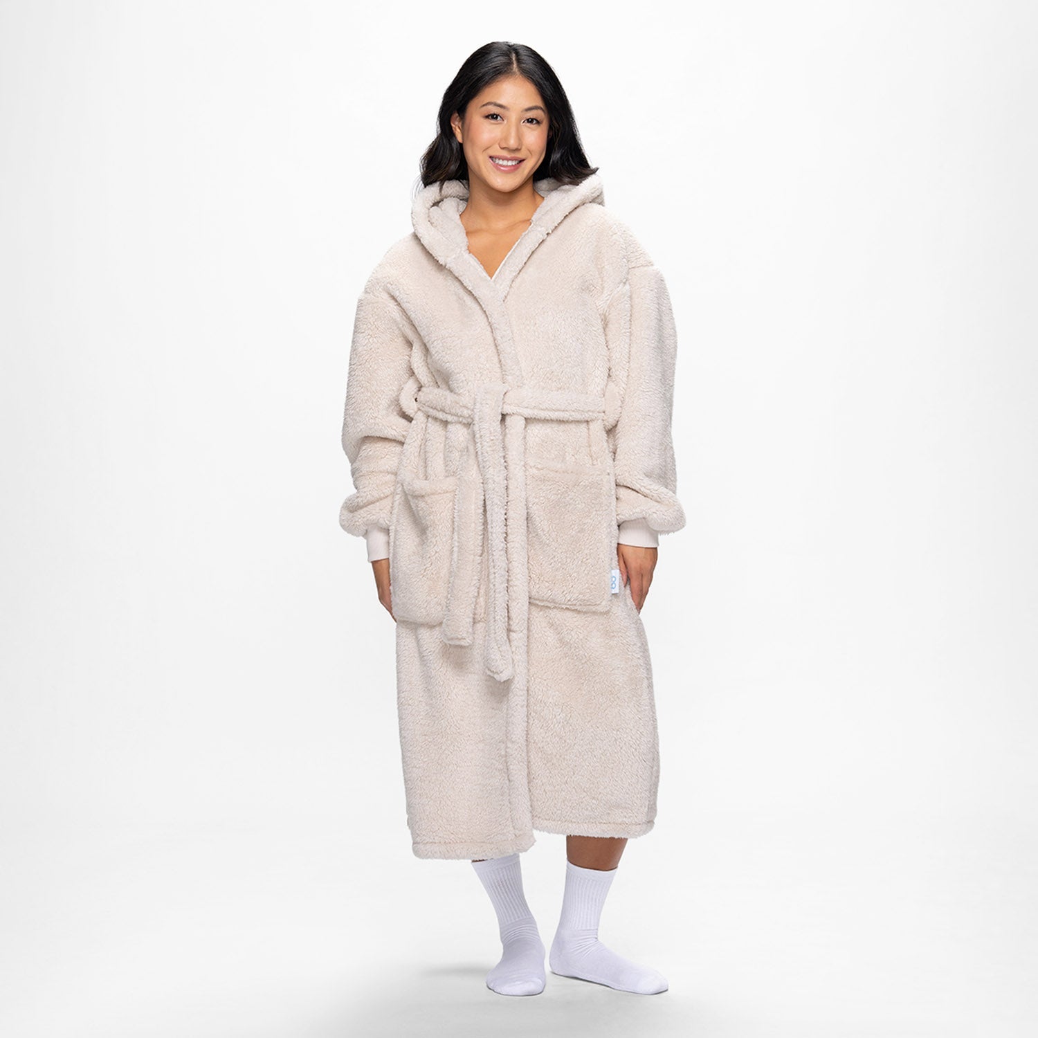 size: Yeryn is 5′5″ wearing a size S/M