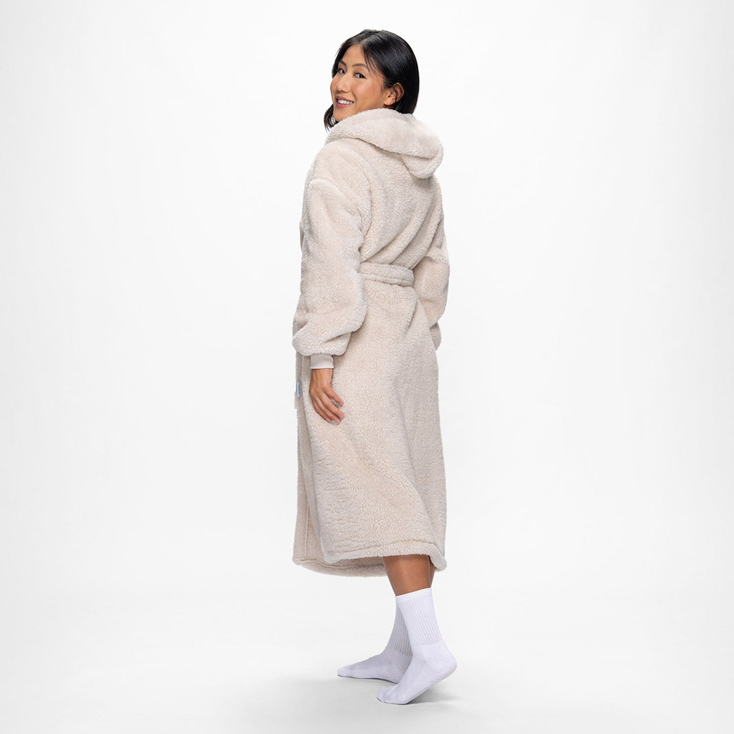 size: Yeryn is 5′5″ wearing a size S/M