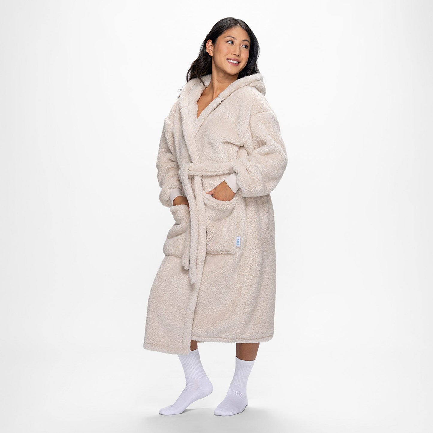 size: Yeryn is 5′5″ wearing a size S/M