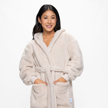 size: Yeryn is 5′5″ wearing a size S/M