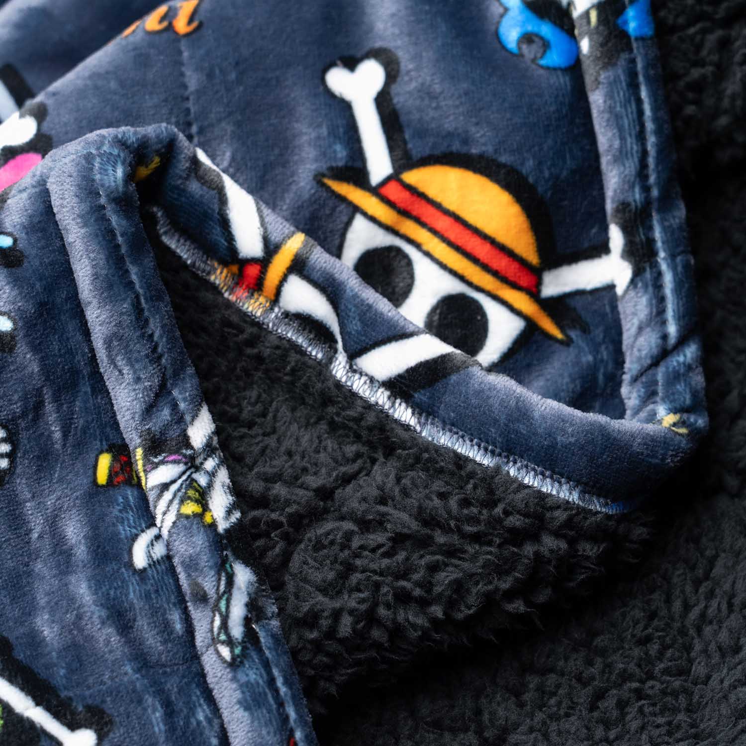 One Piece Group Sherpa Blanket Licensed – The Oodie Canada