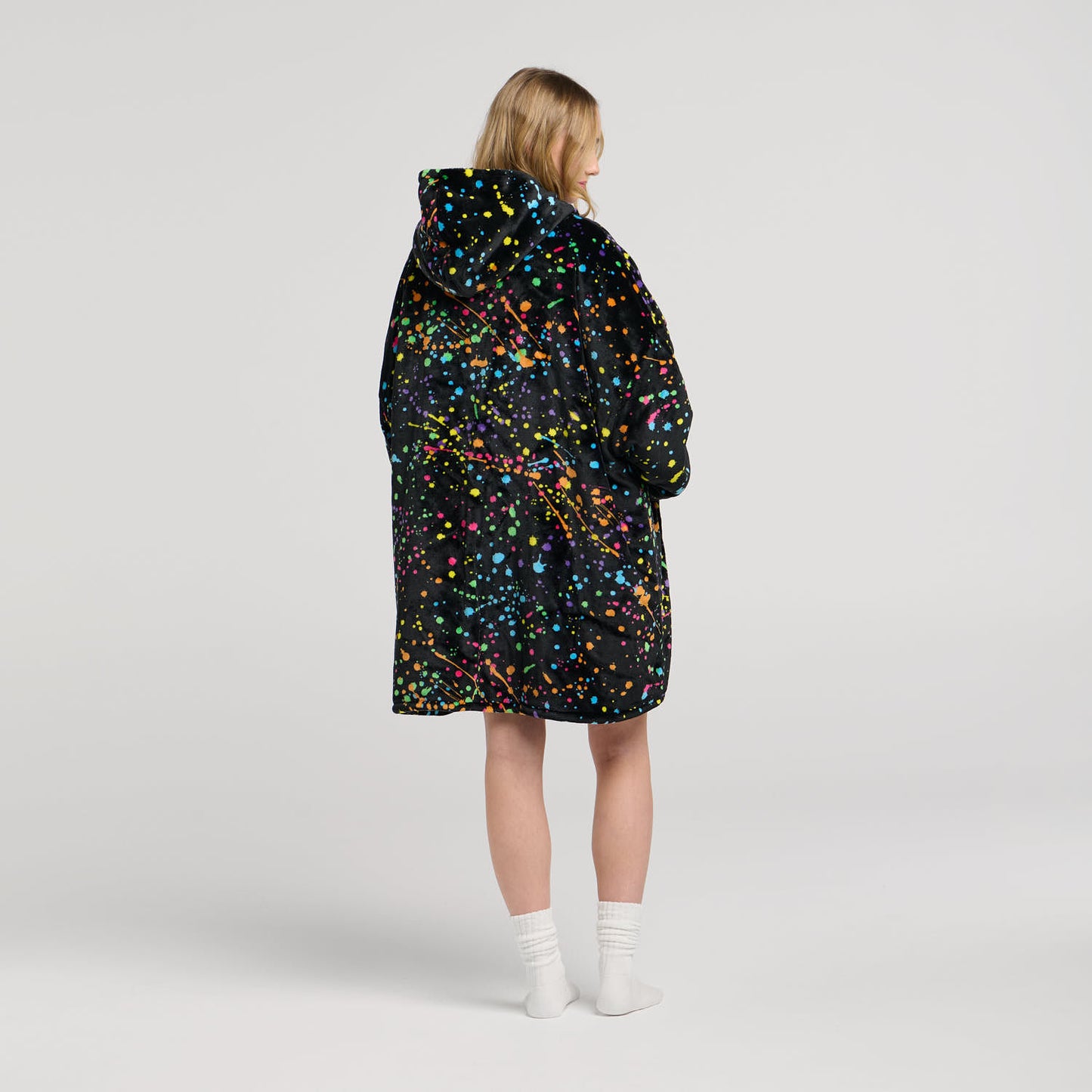 size: Lilli is 172cm wearing a size S/M