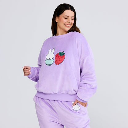 size: Serena is 5’11” wearing a size L/XL