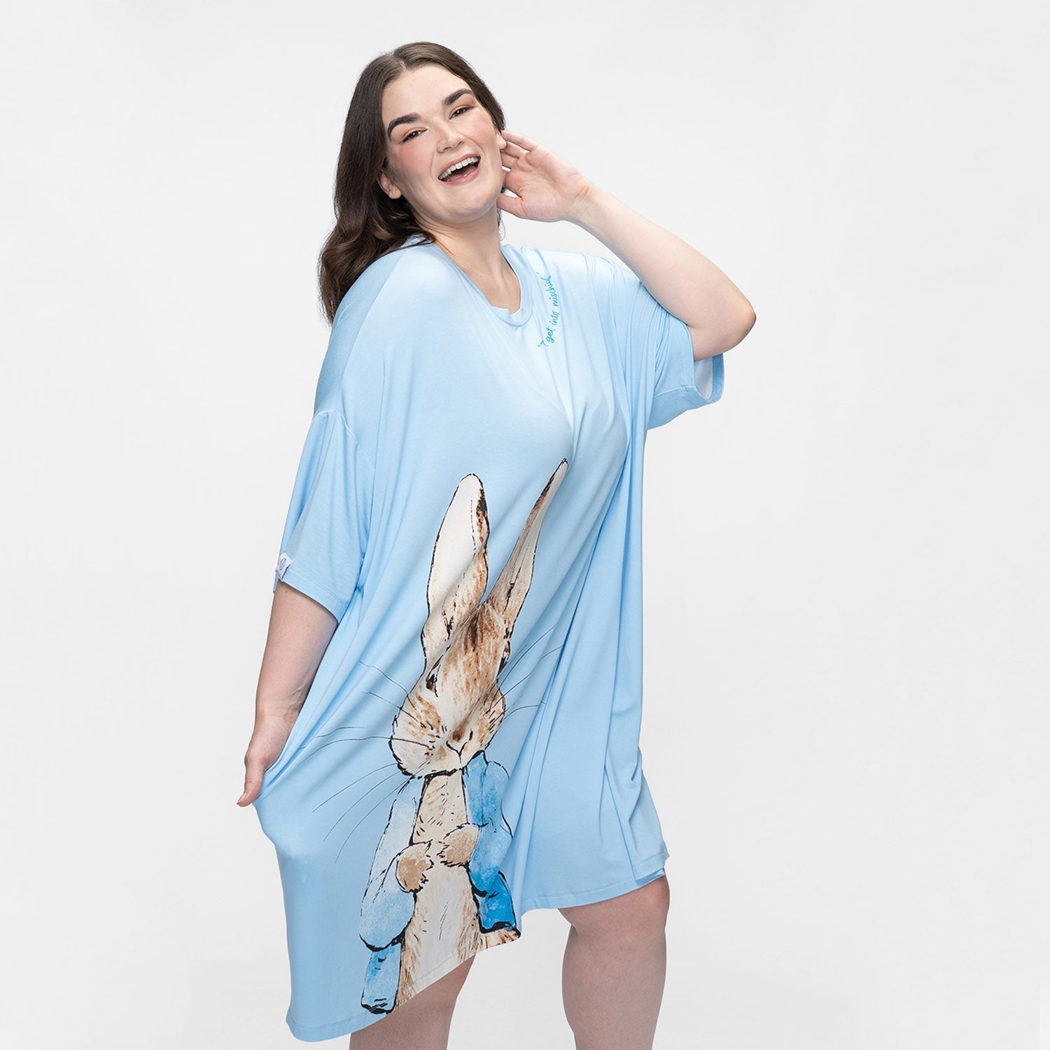 size: Claudia is 173cm wearing a size OSFM