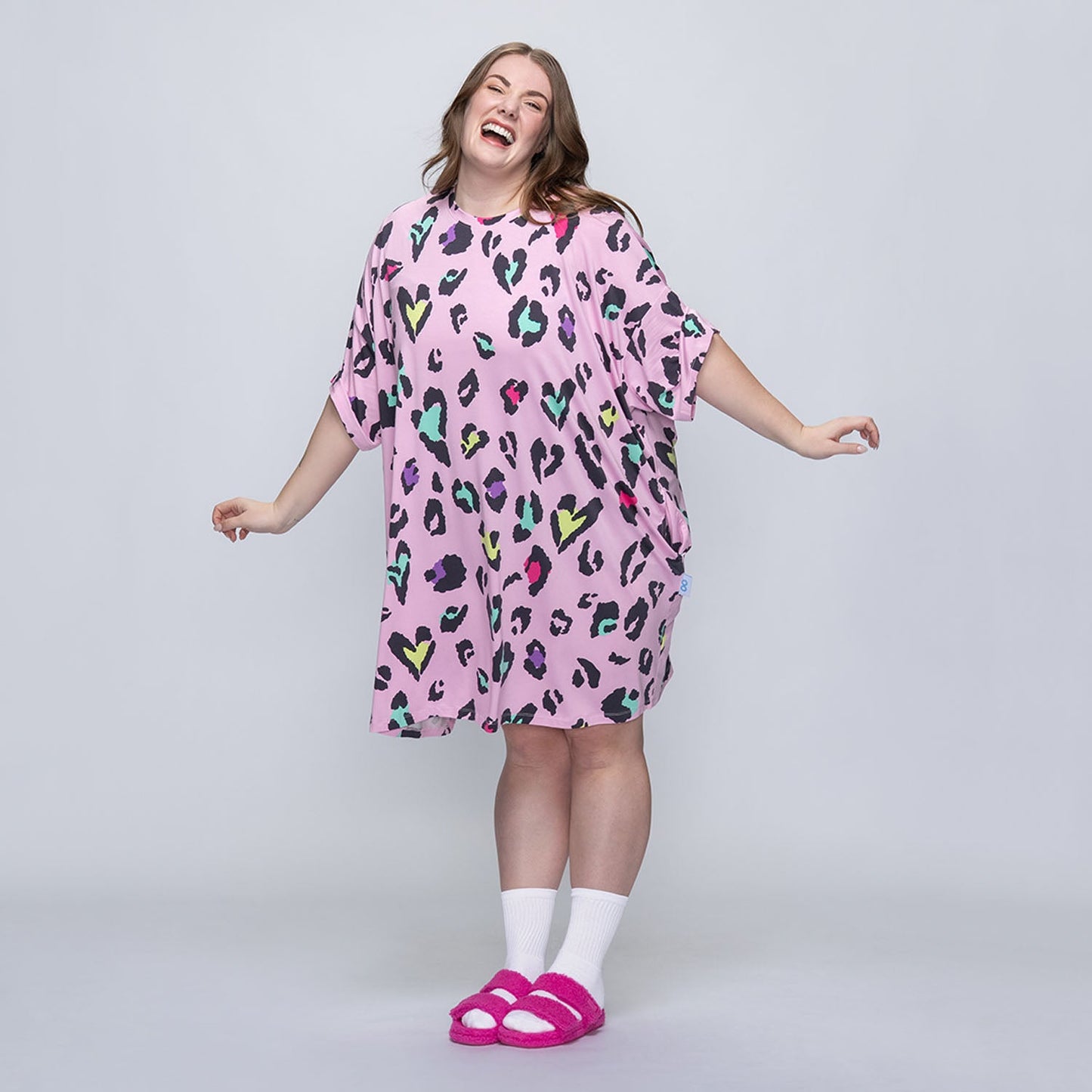 size: Tayla is 169cm wearing a size OOD