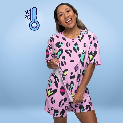 size: Sonya is 5’3” wearing a size S/M