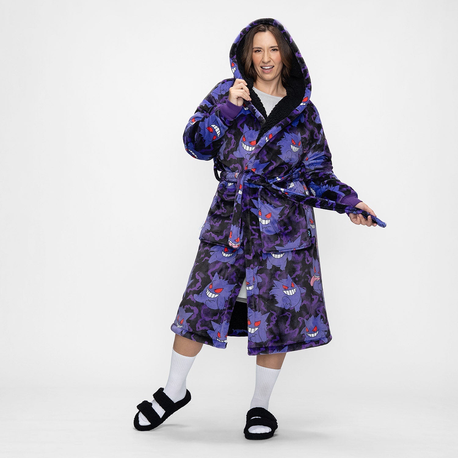 size: Mia is 5'7" wearing a size S/M