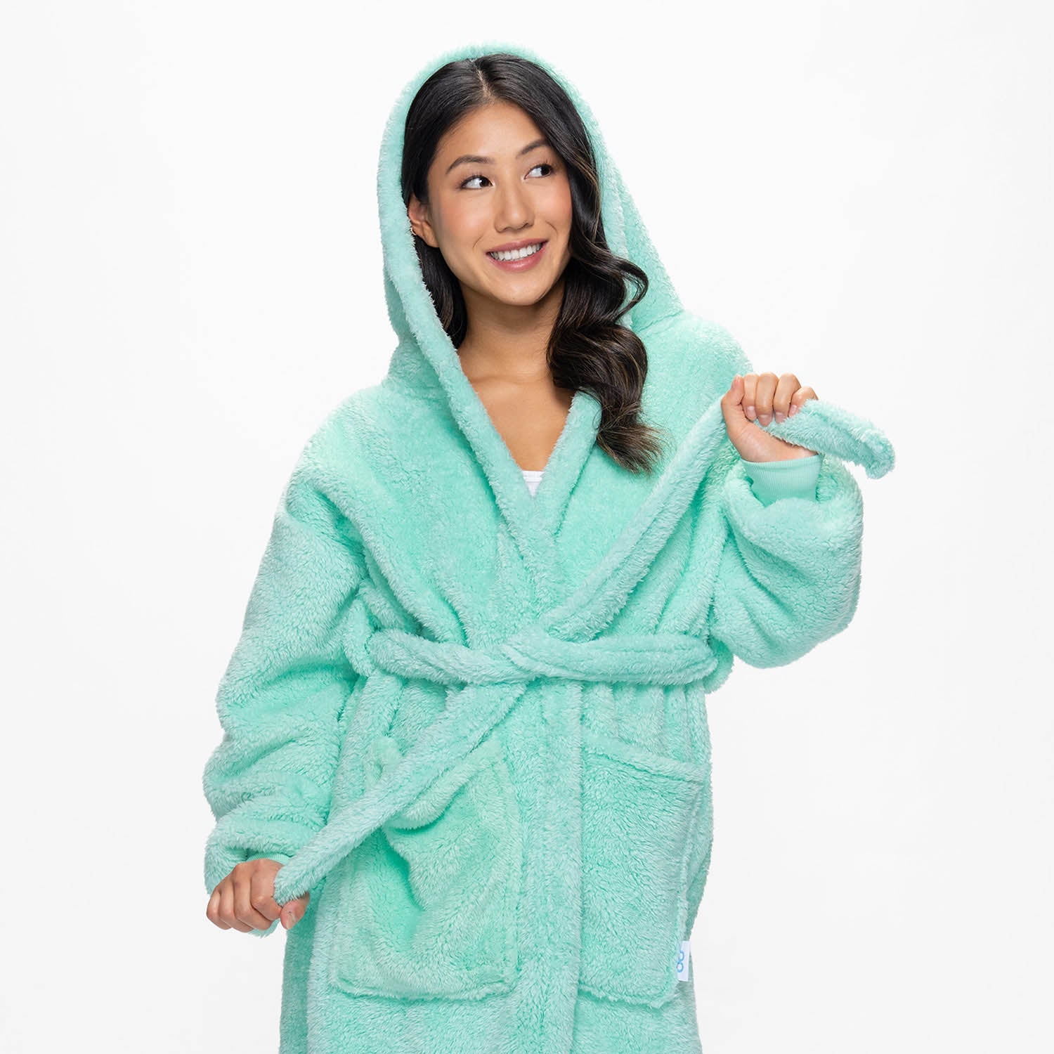 size: Yeryn is 5′5″ wearing a size S/M