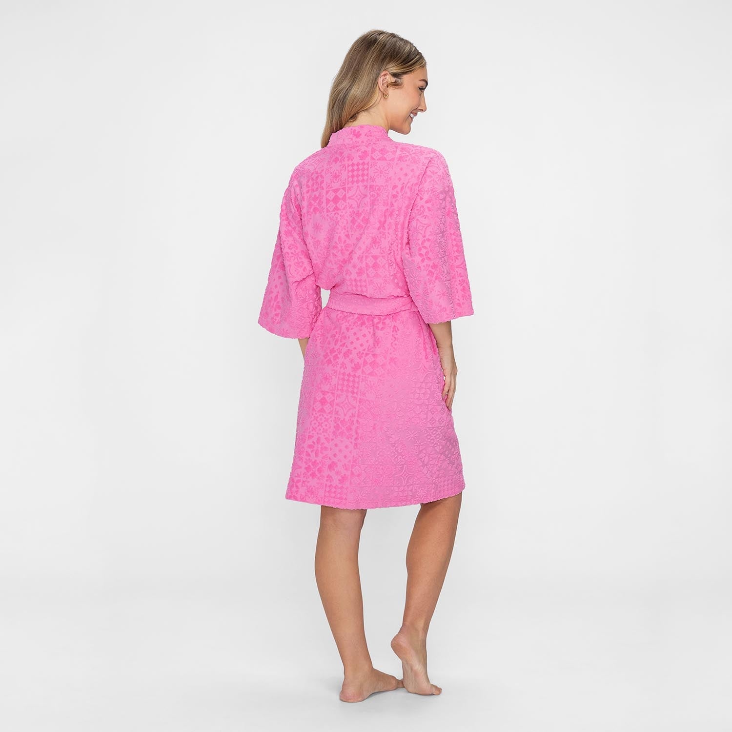 size: Tiyannah is 5'9" wearing size S/M